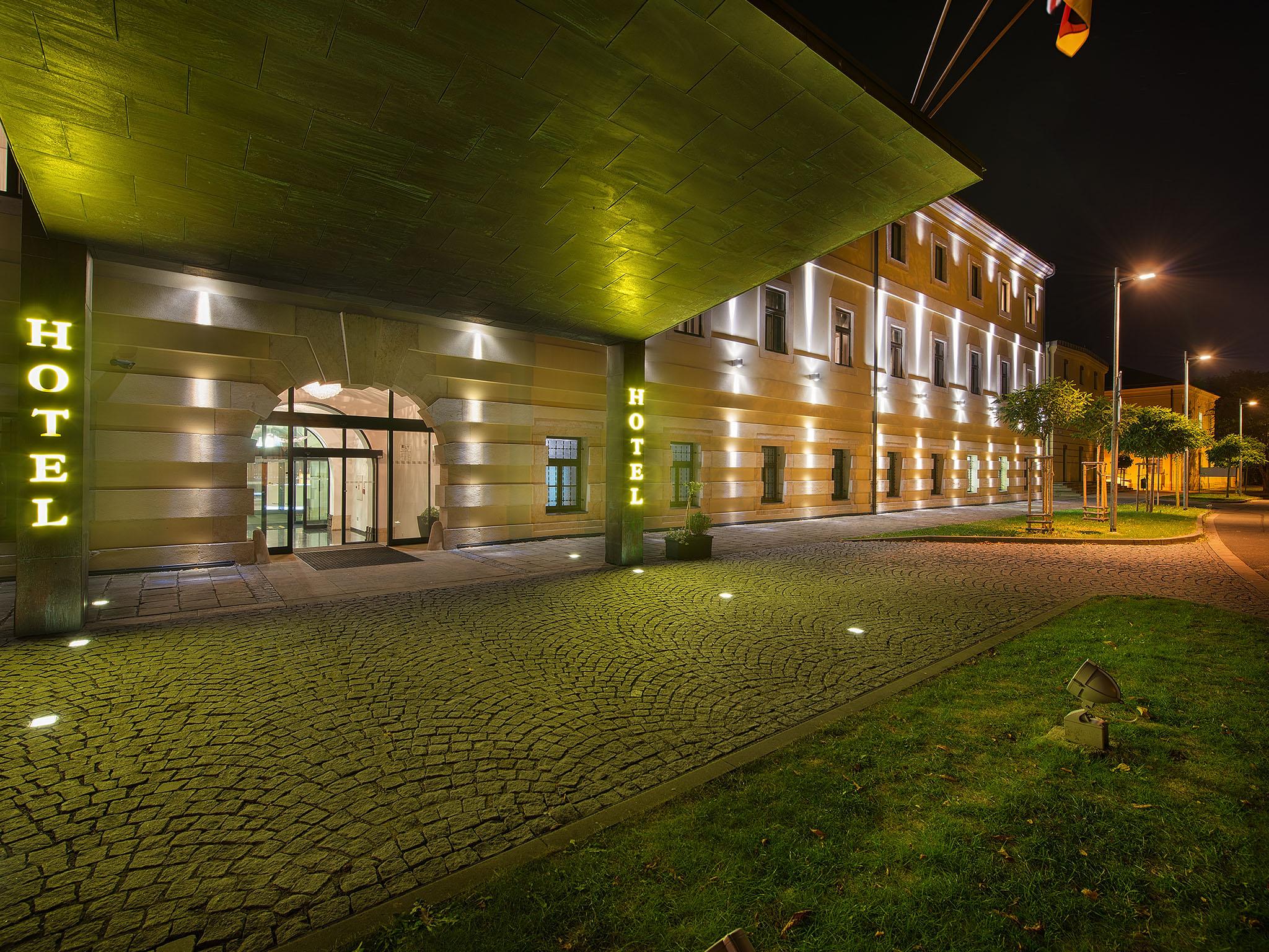EA Hotel Tereziánský dvůr Hradec Kralove Exterior foto