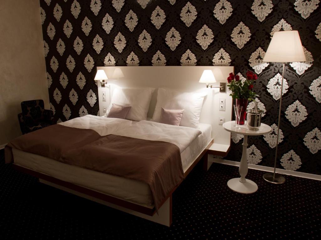 EA Hotel Tereziánský dvůr Hradec Kralove Quarto foto