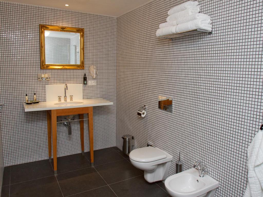 EA Hotel Tereziánský dvůr Hradec Kralove Exterior foto