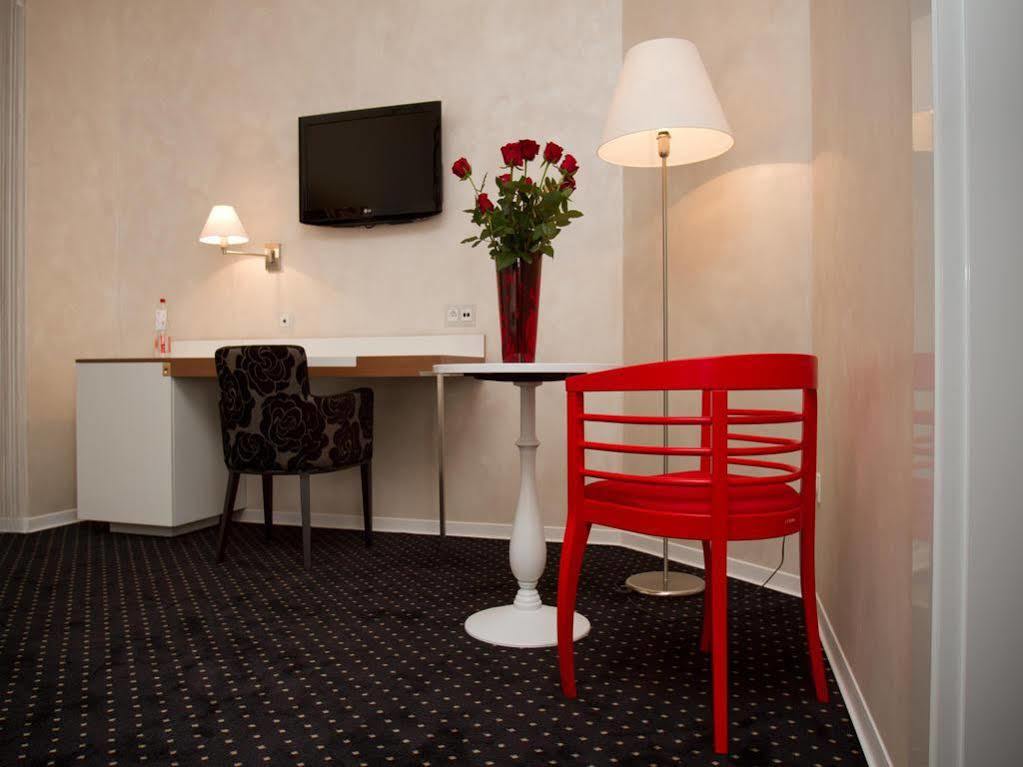 EA Hotel Tereziánský dvůr Hradec Kralove Exterior foto